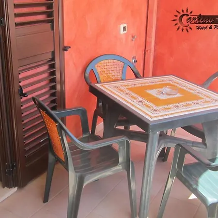 Marina Di Carlino Tourist Lejlighedshotel